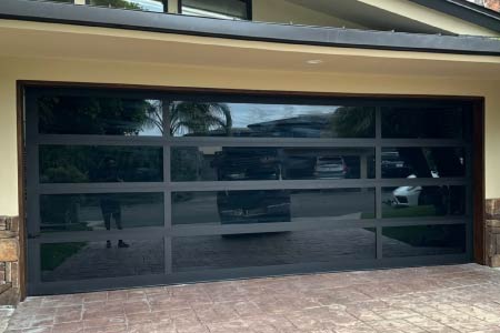Garage door installation and replacement Laguna Beach